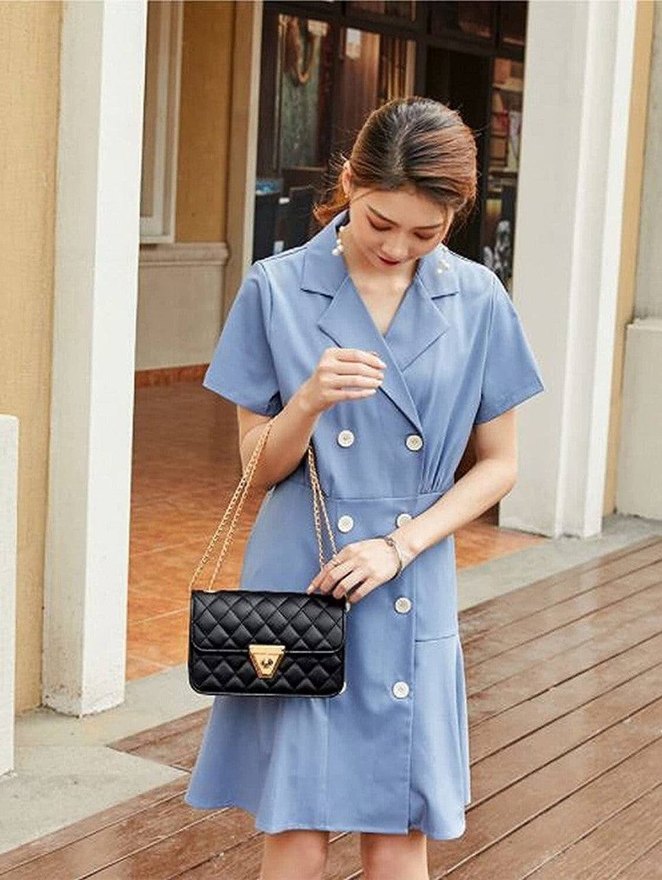 Stylish Fancy Chain Strap Crossbody Slingbag For Women