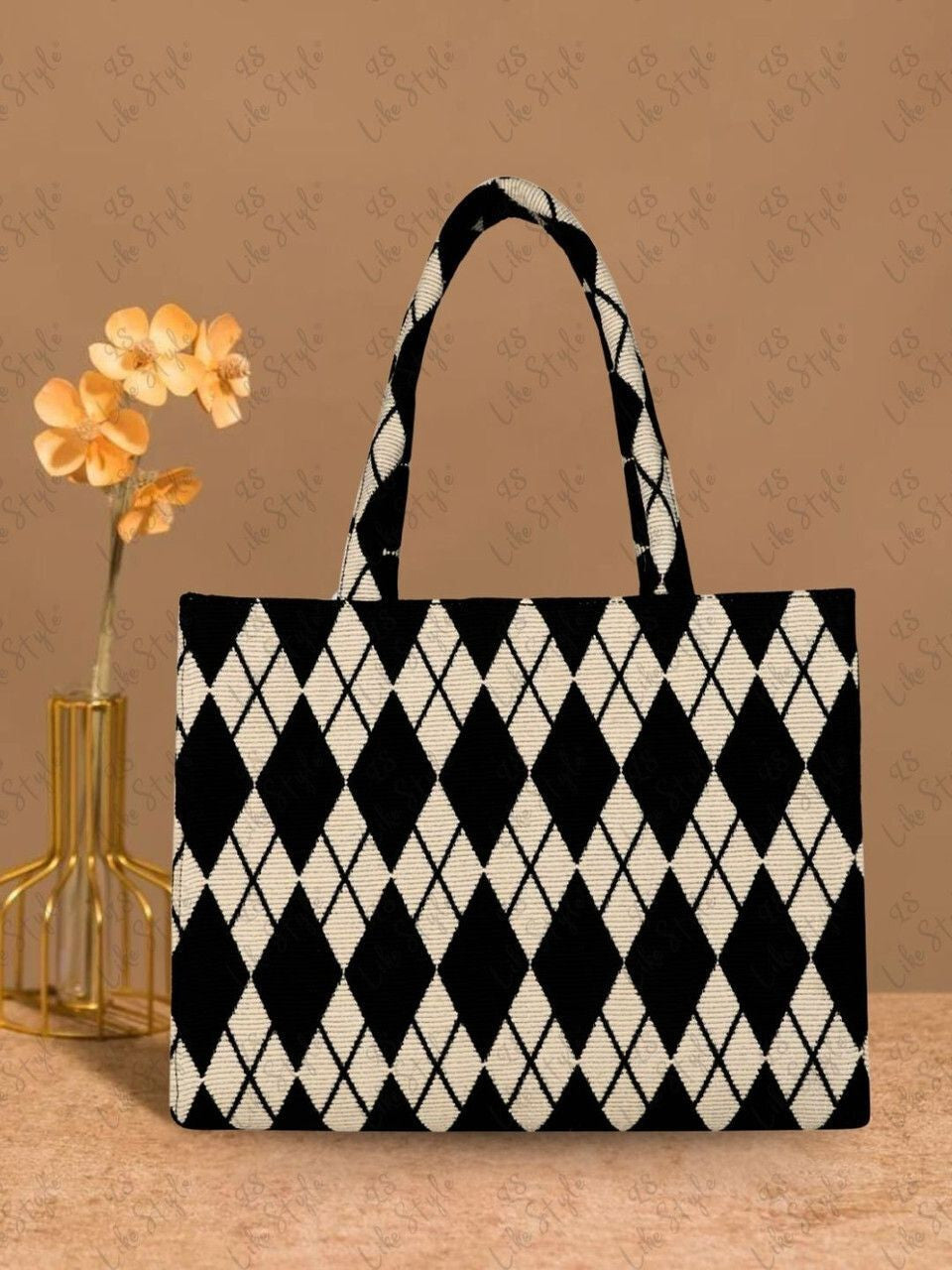 Elowyn Echo – Character Weave Carryall