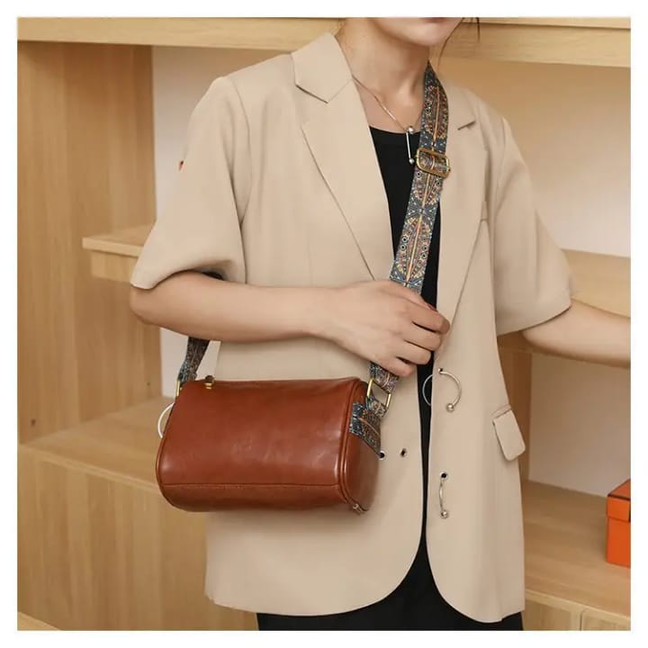 CLETO Women’s Premium Korean Sling Bag Girls Trendy Purse